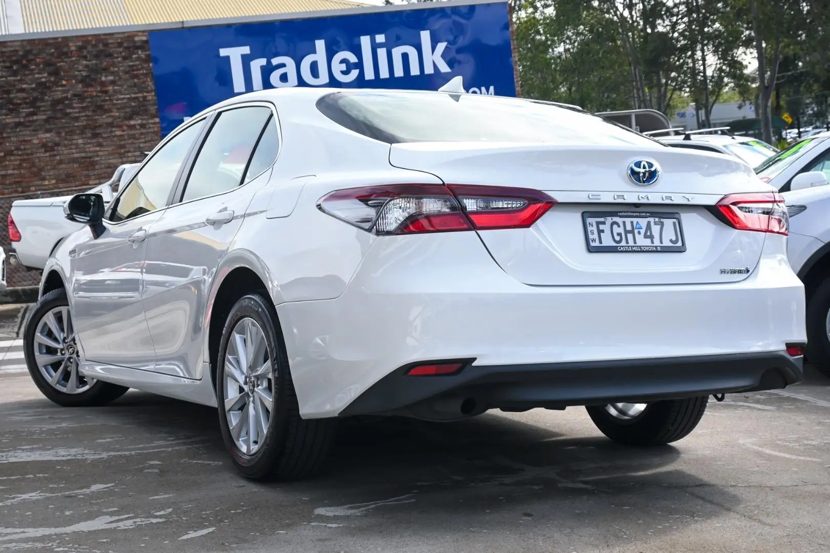 2024 Toyota Camry Gallery Image 2