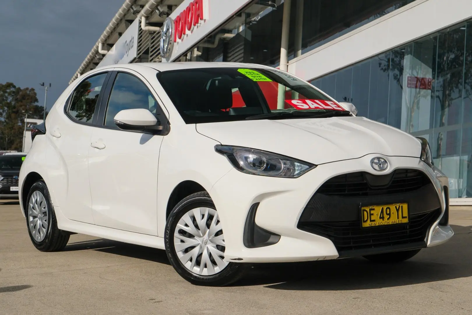 2022 Toyota Yaris Gallery Image 1