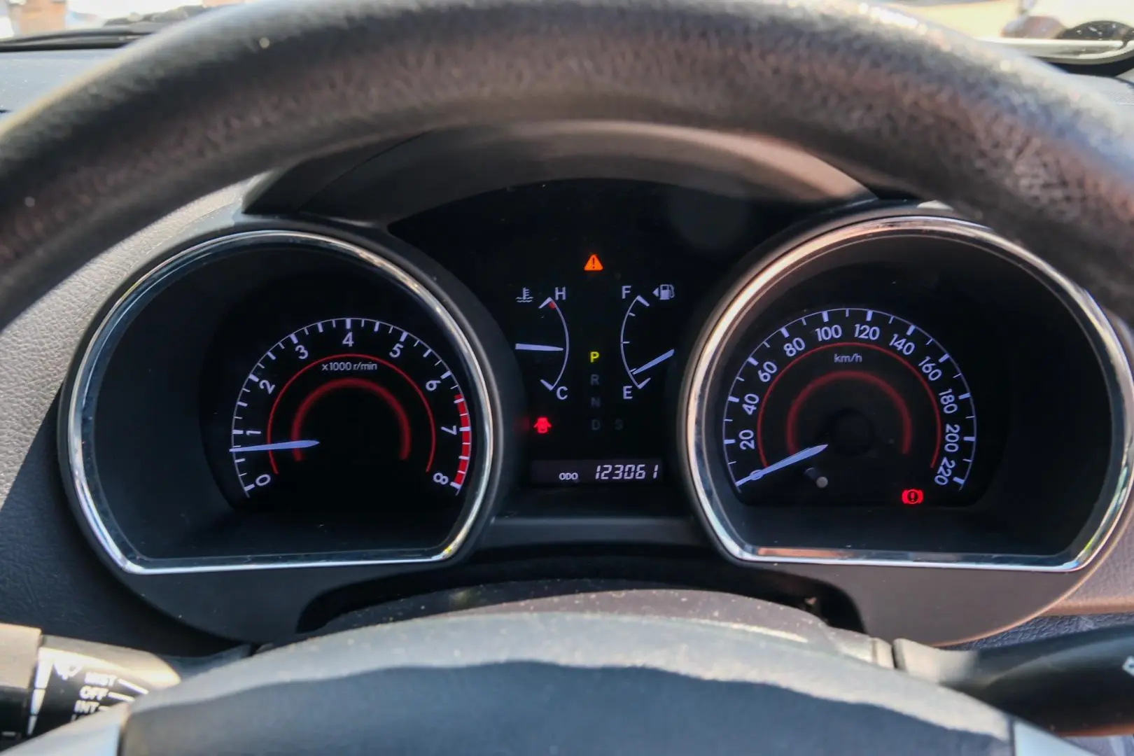 2013 Toyota Kluger Gallery Image 10