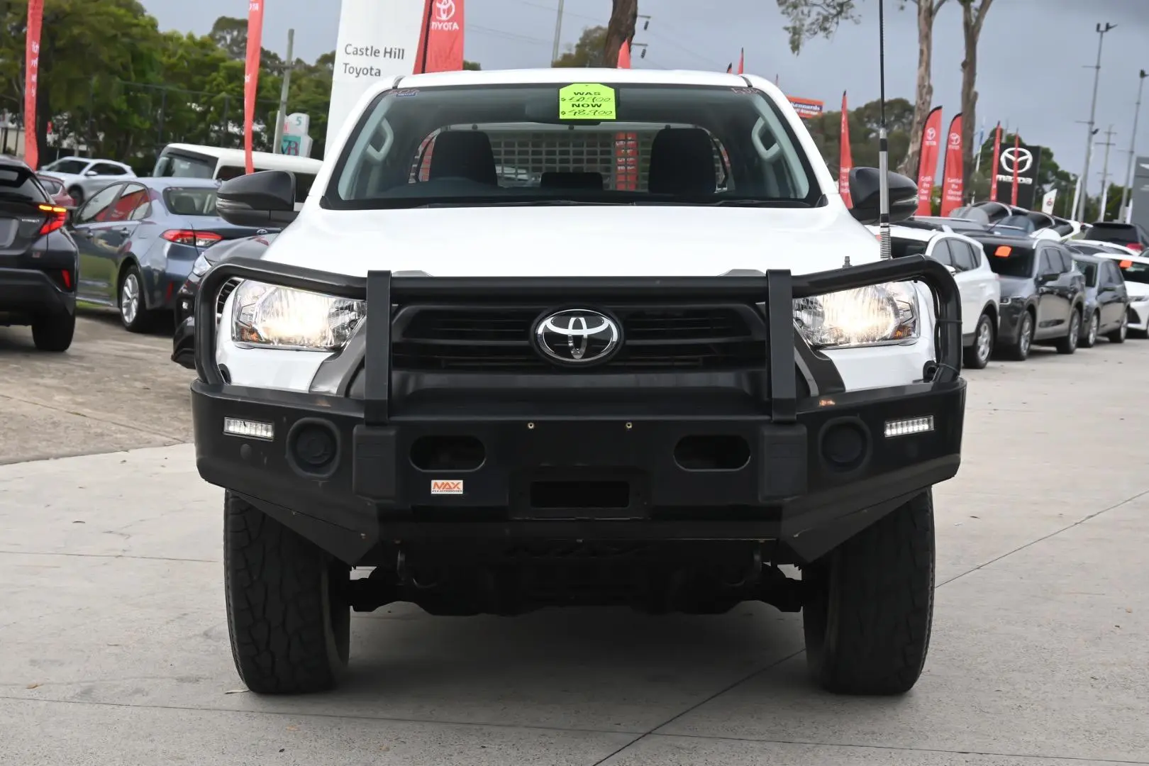 2022 Toyota Hilux Gallery Image 4