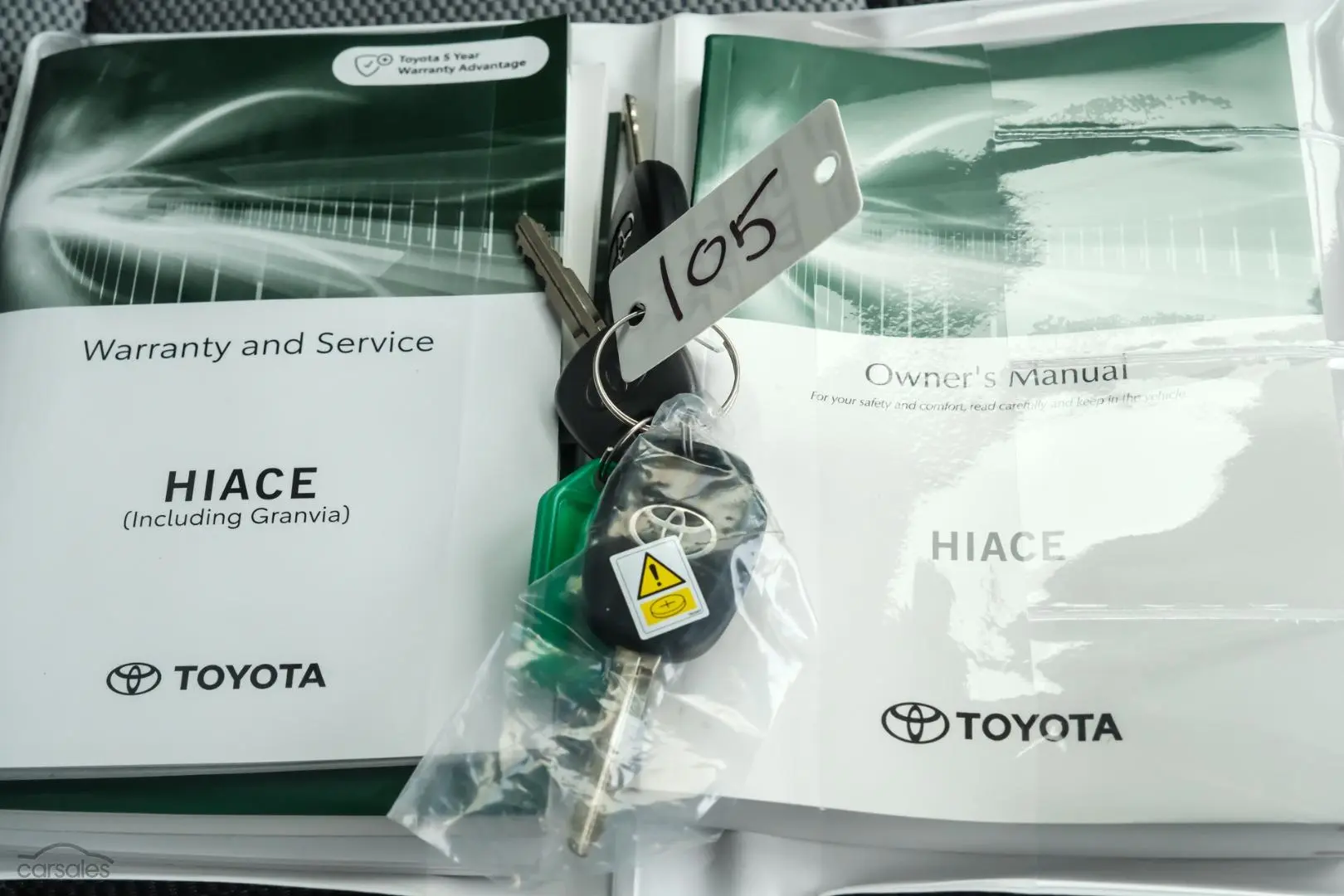 2023 Toyota Hiace Image 18