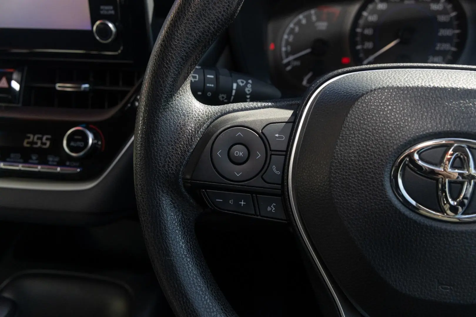 2022 Toyota Corolla Gallery Image 11