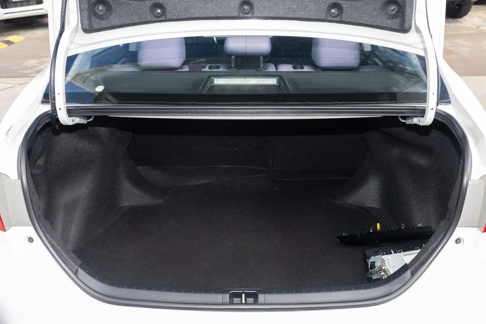 2016 Toyota Corolla Gallery Image 18