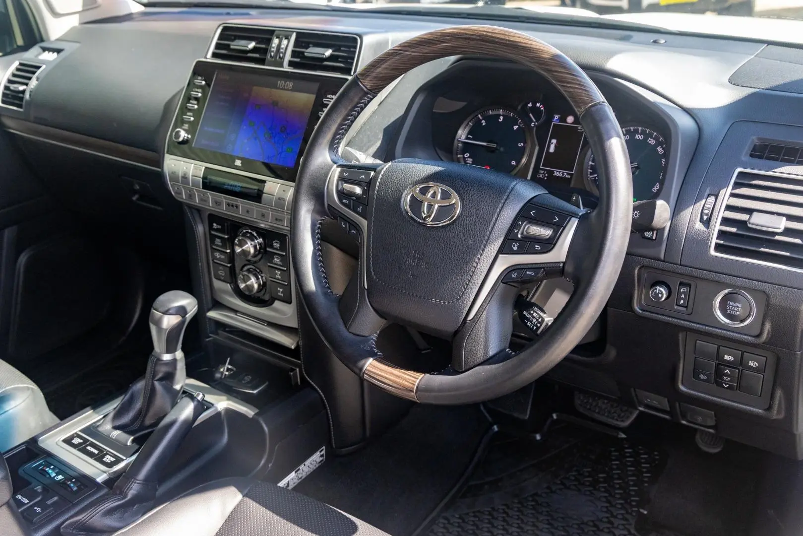 2020 Toyota Landcruiser Prado Gallery Image 7