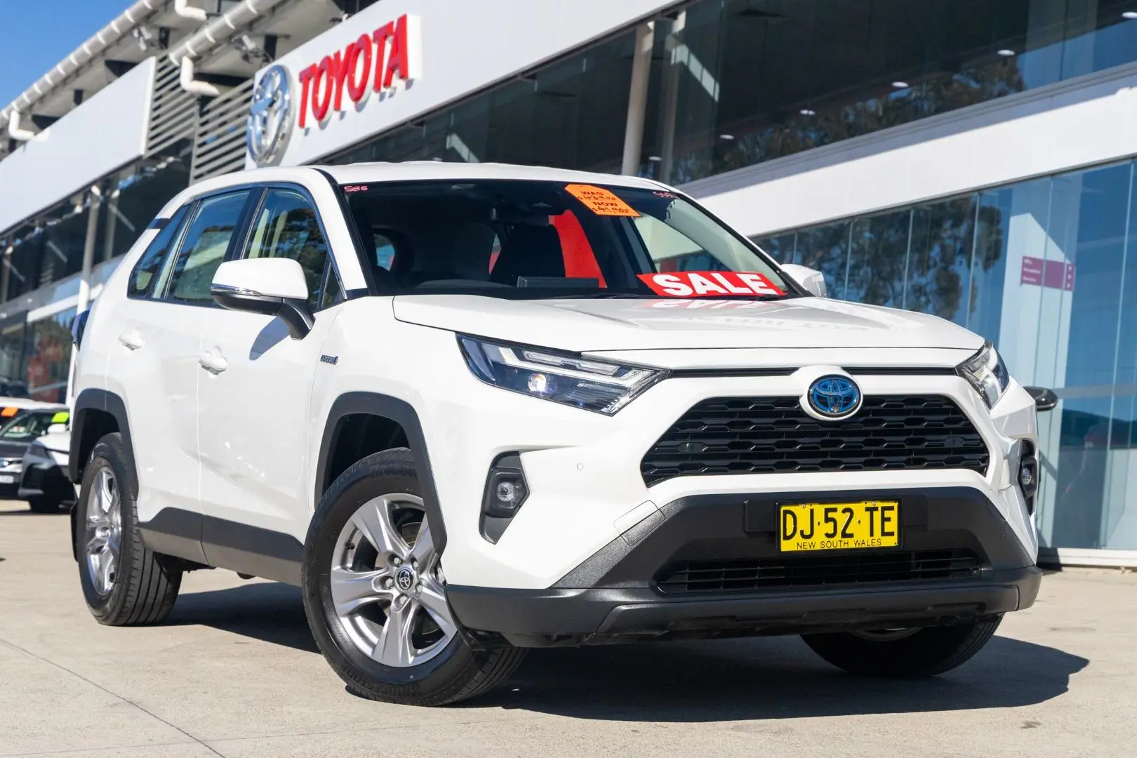 2023 Toyota RAV4 Gallery Image 1