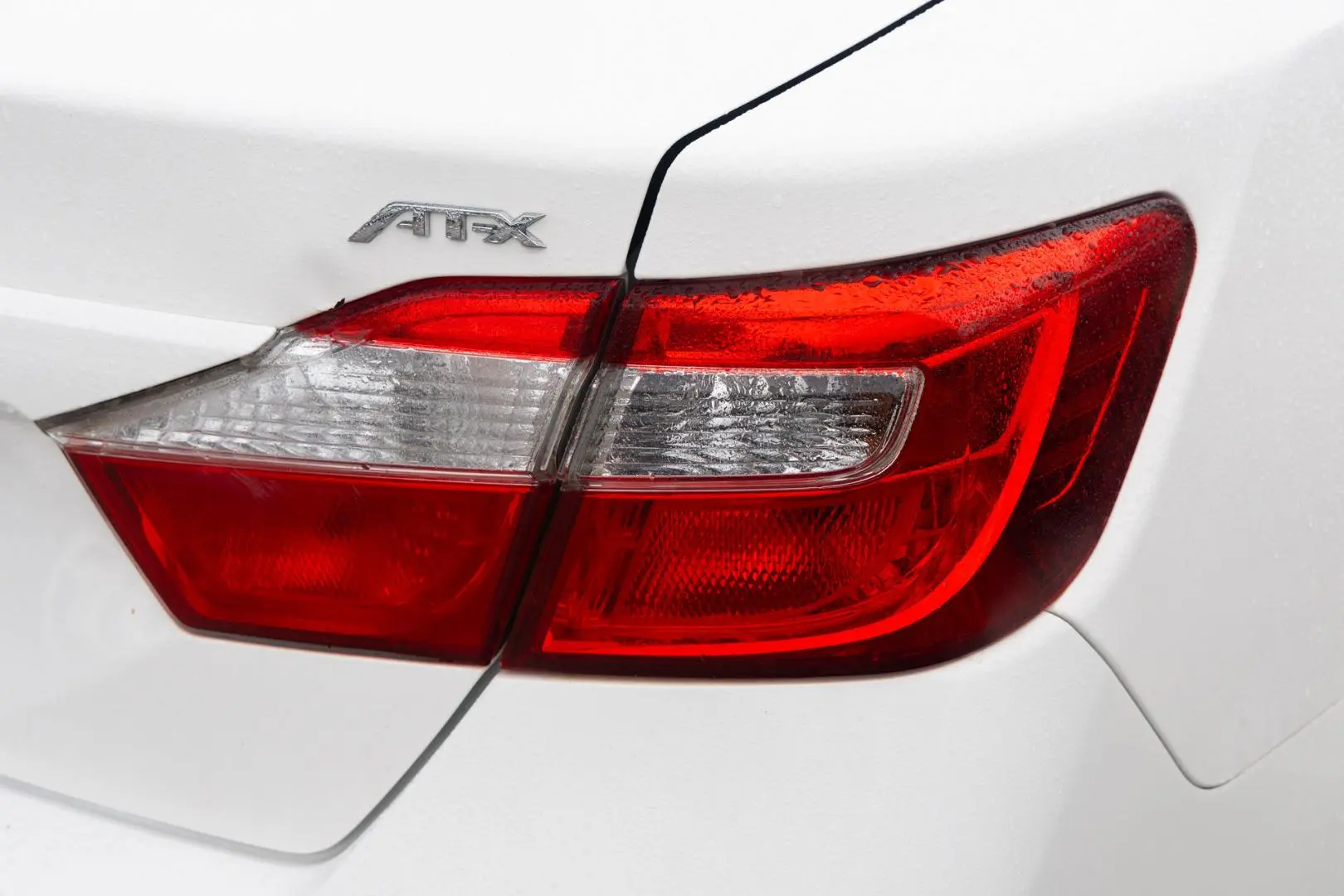 2016 Toyota Aurion Gallery Image 17