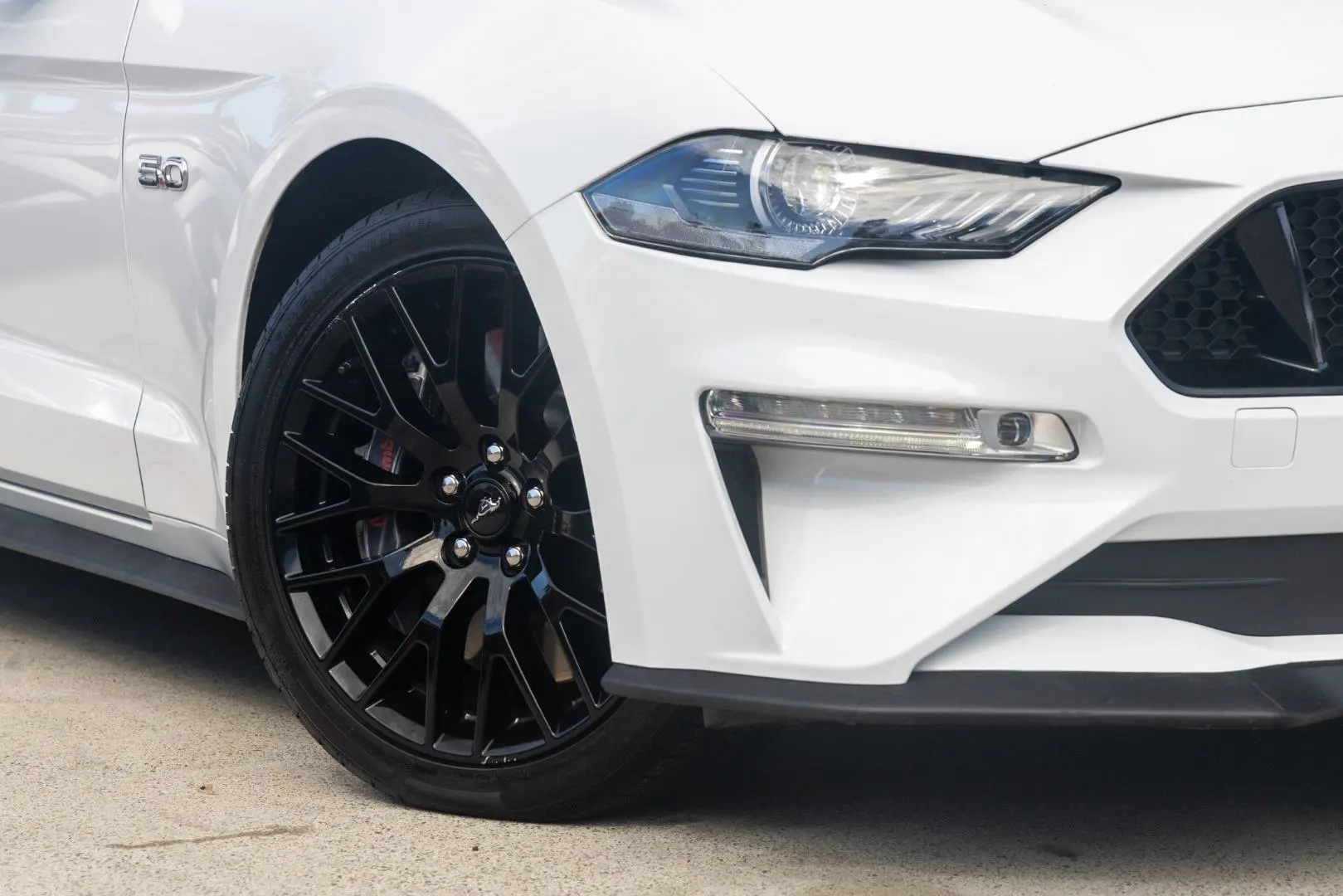 2020 Ford Mustang Gallery Image 6