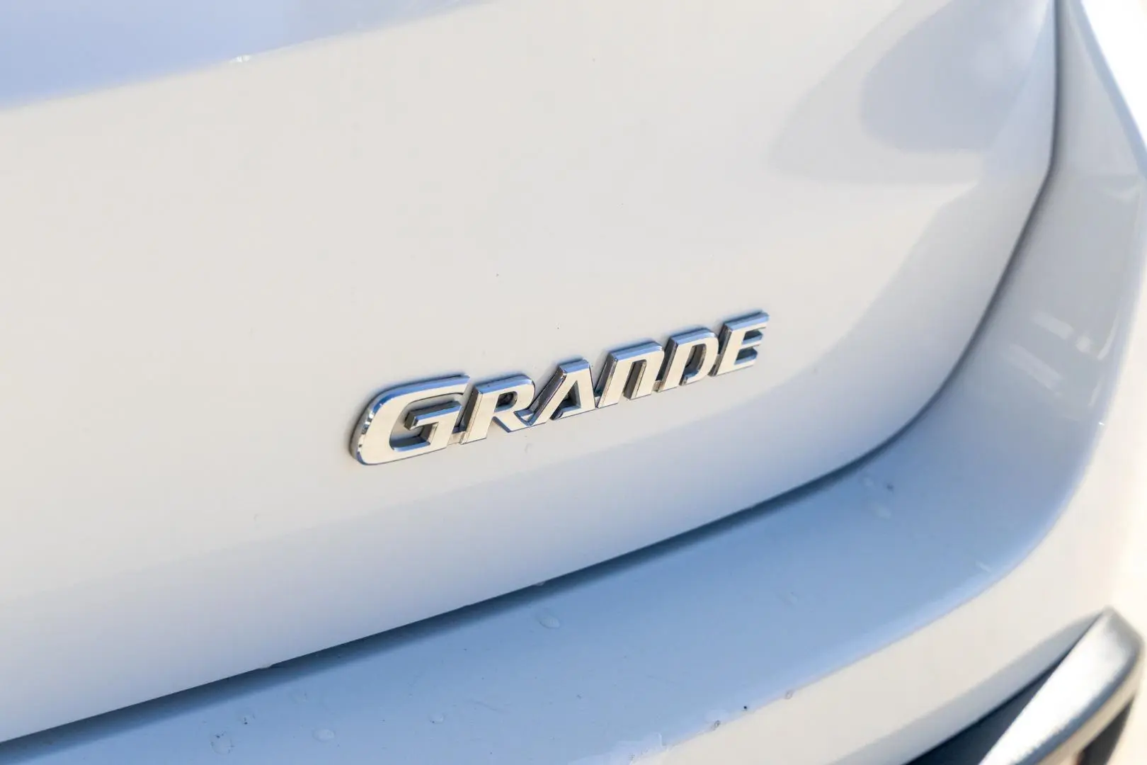 2015 Toyota Kluger Gallery Image 21