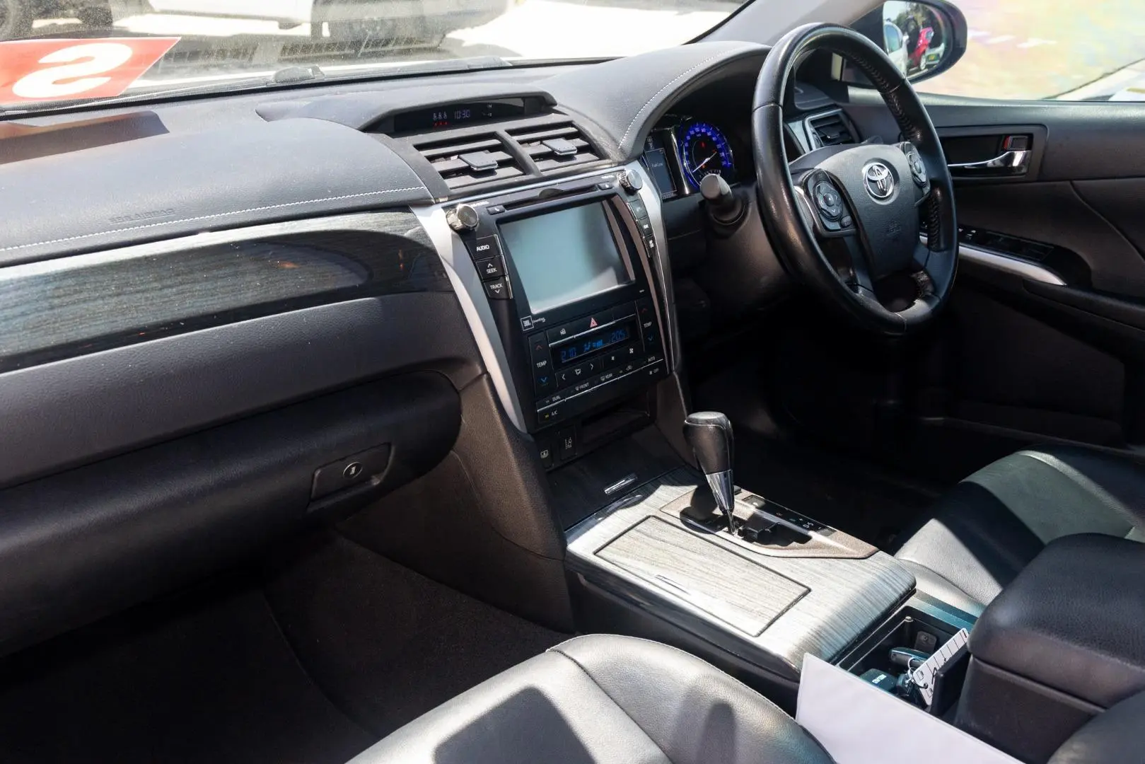 2017 Toyota Aurion Gallery Image 8
