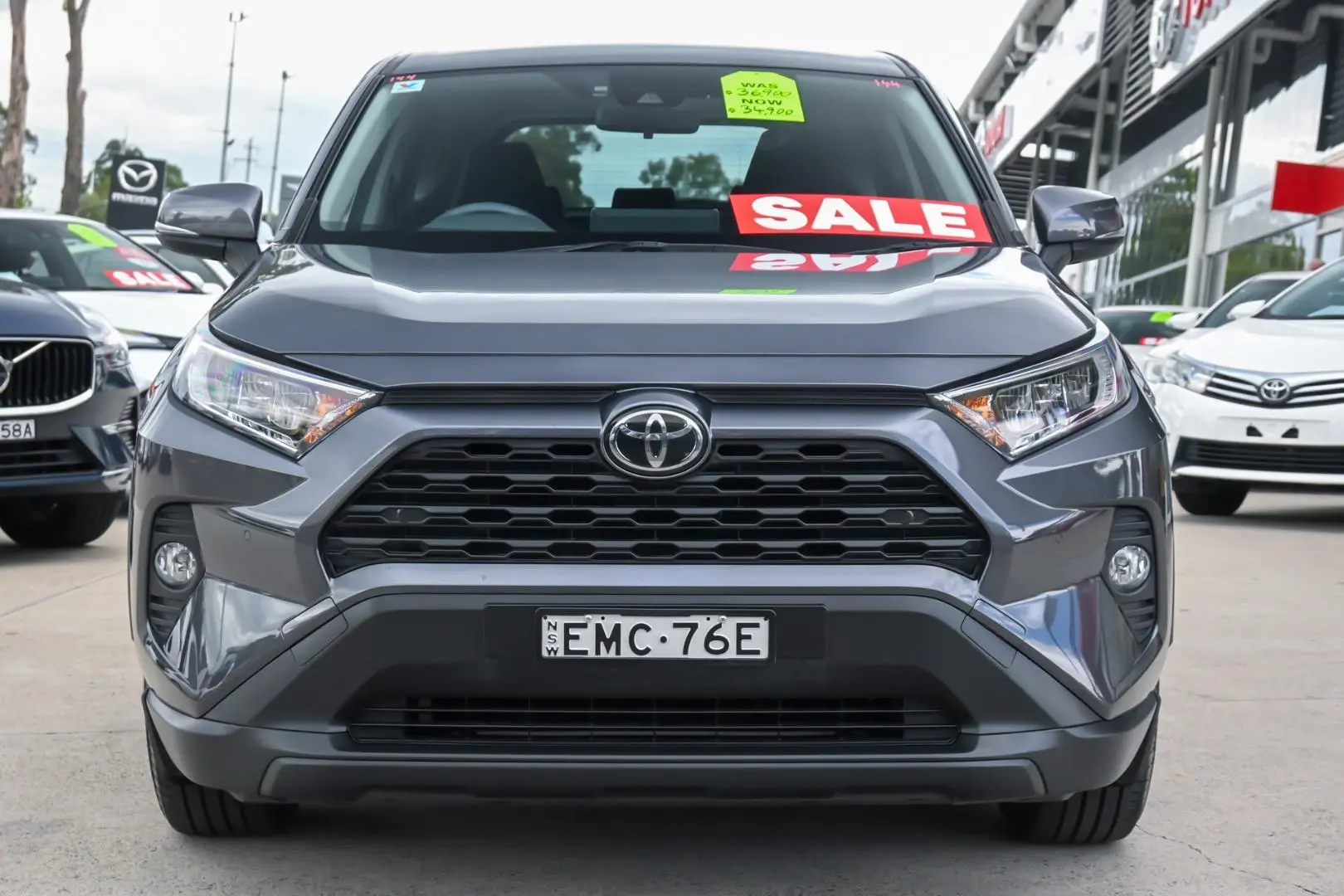 2021 Toyota RAV4 Gallery Image 4