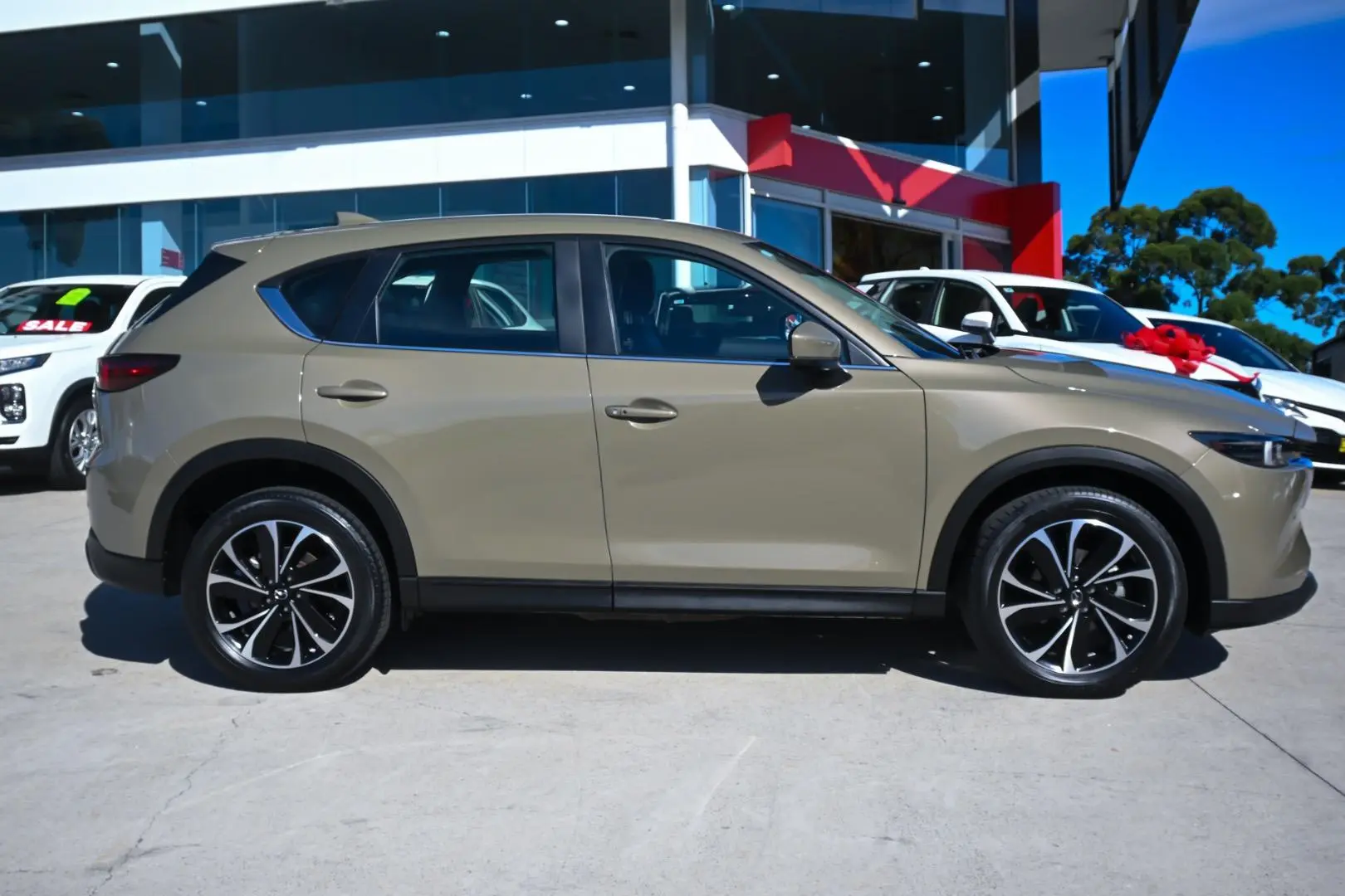 2024 Mazda CX-5 Gallery Image 3