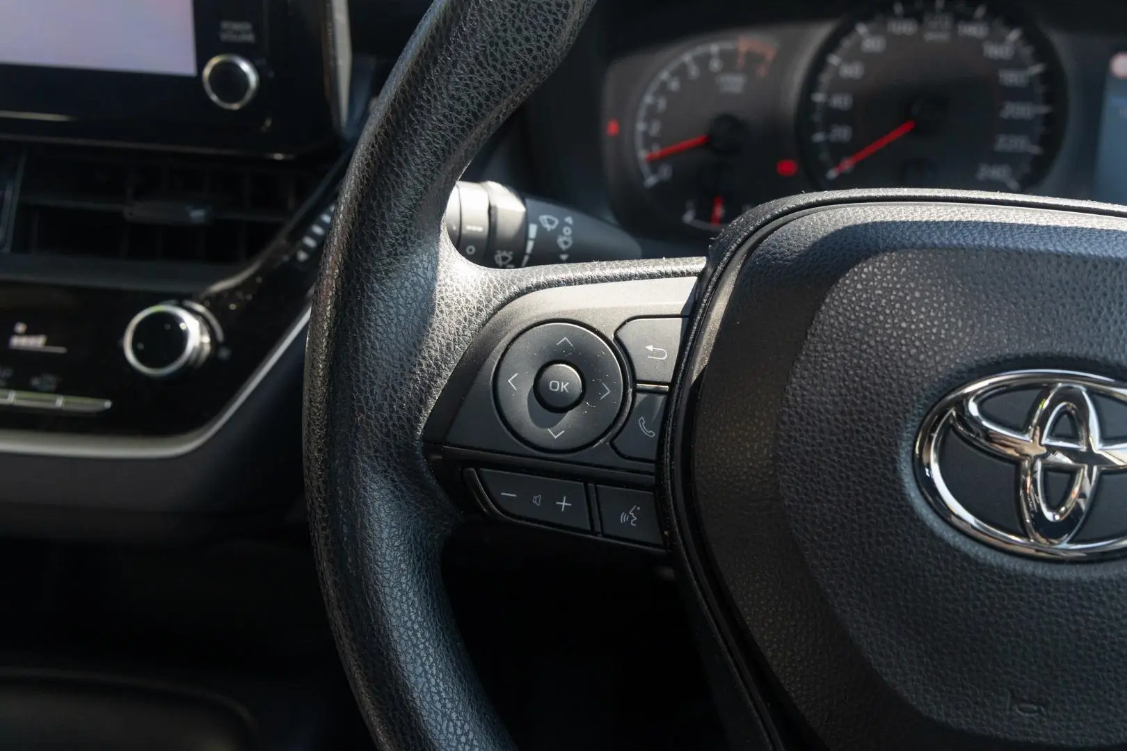 2022 Toyota Corolla Gallery Image 11