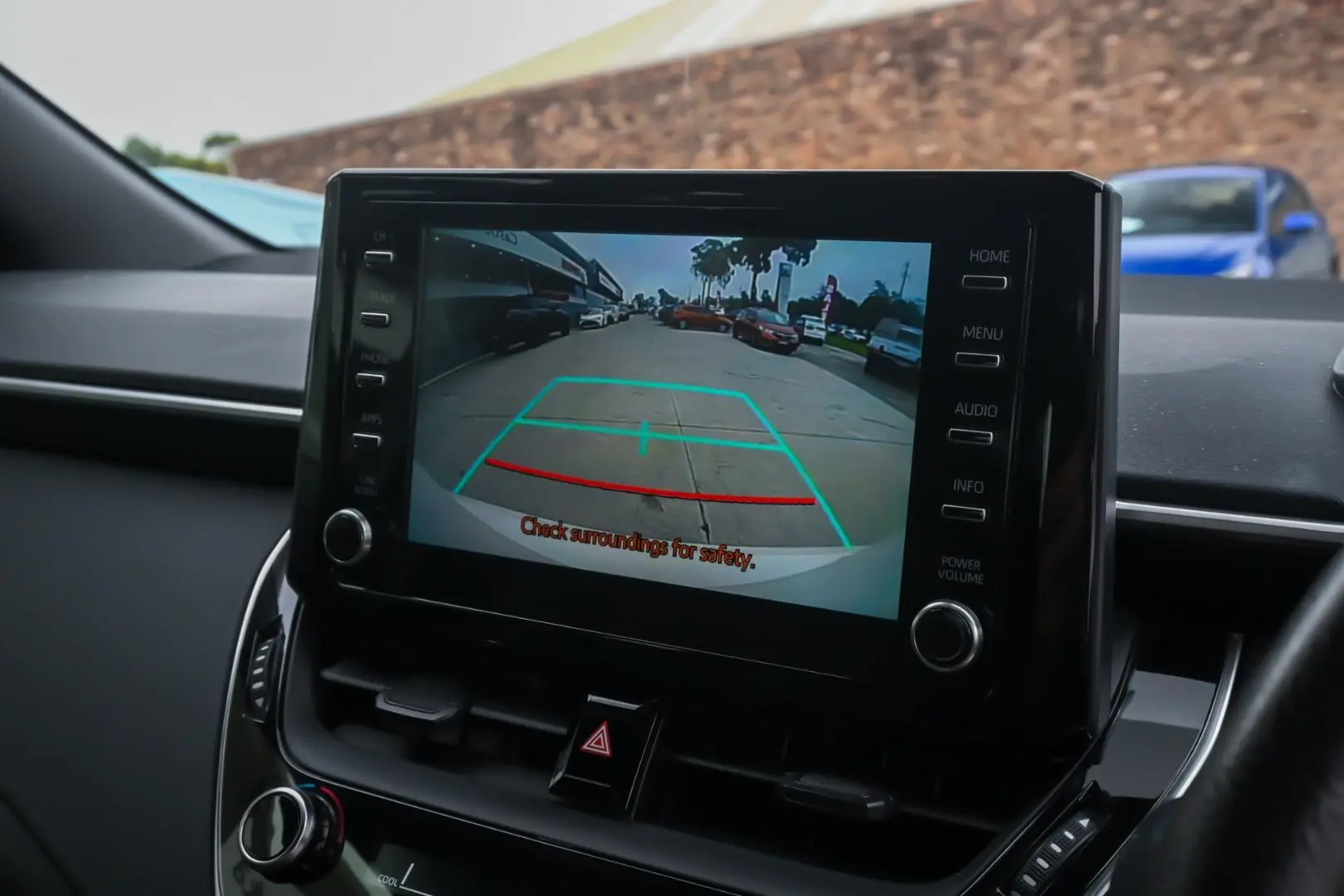 2020 Toyota Corolla Gallery Image 15