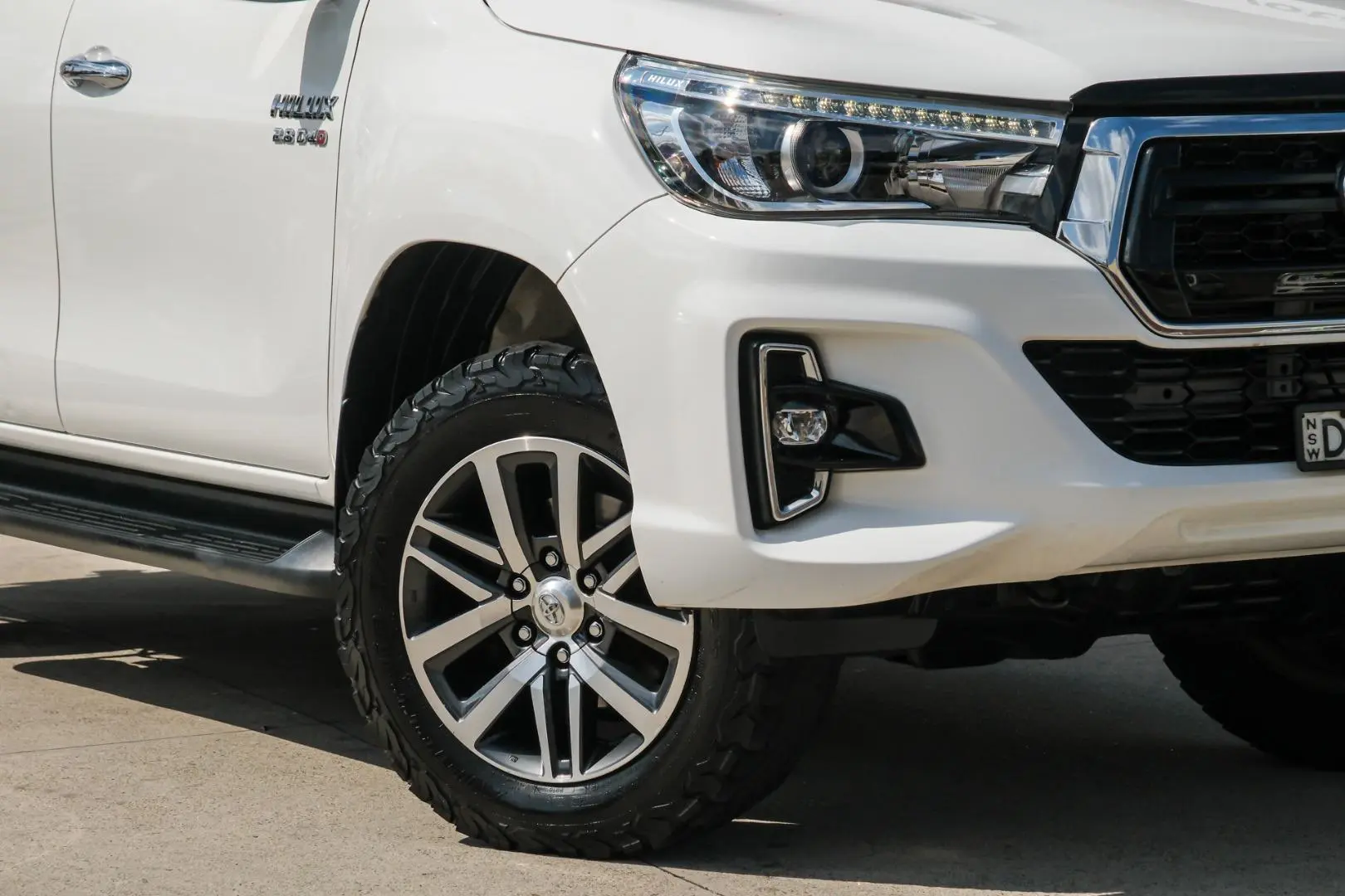 2018 Toyota Hilux Gallery Image 5