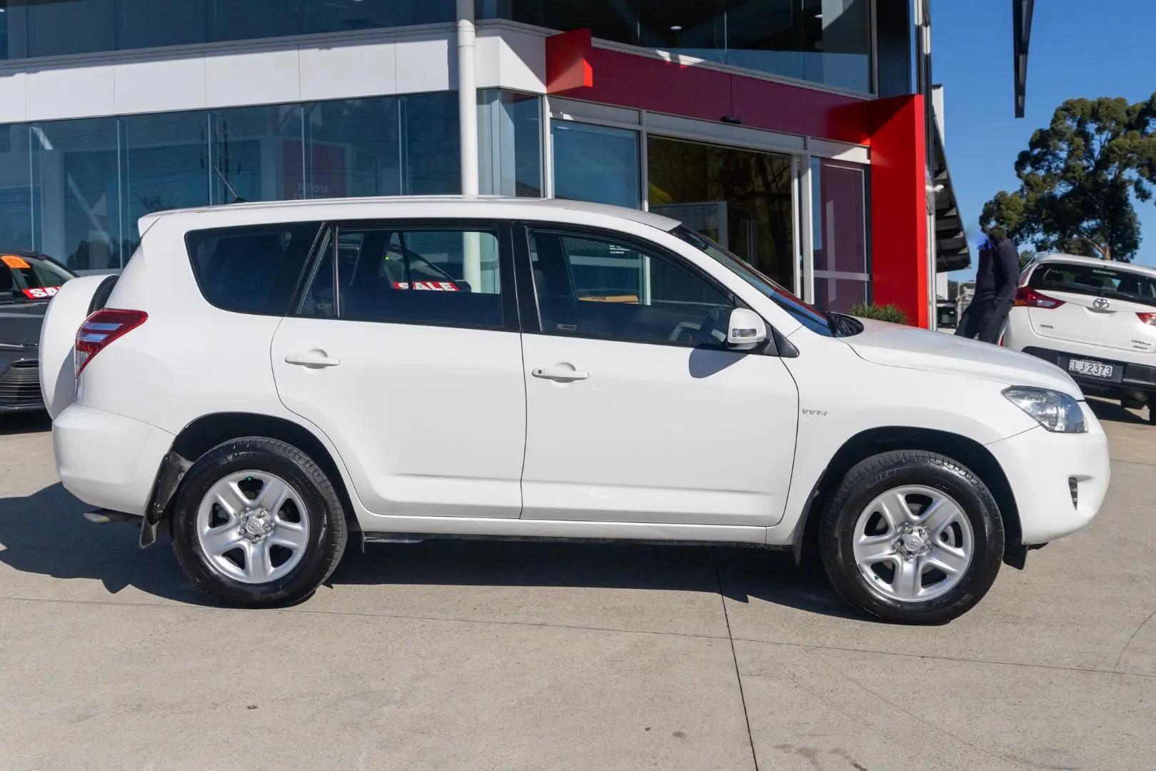 2010 Toyota RAV4 Gallery Image 3