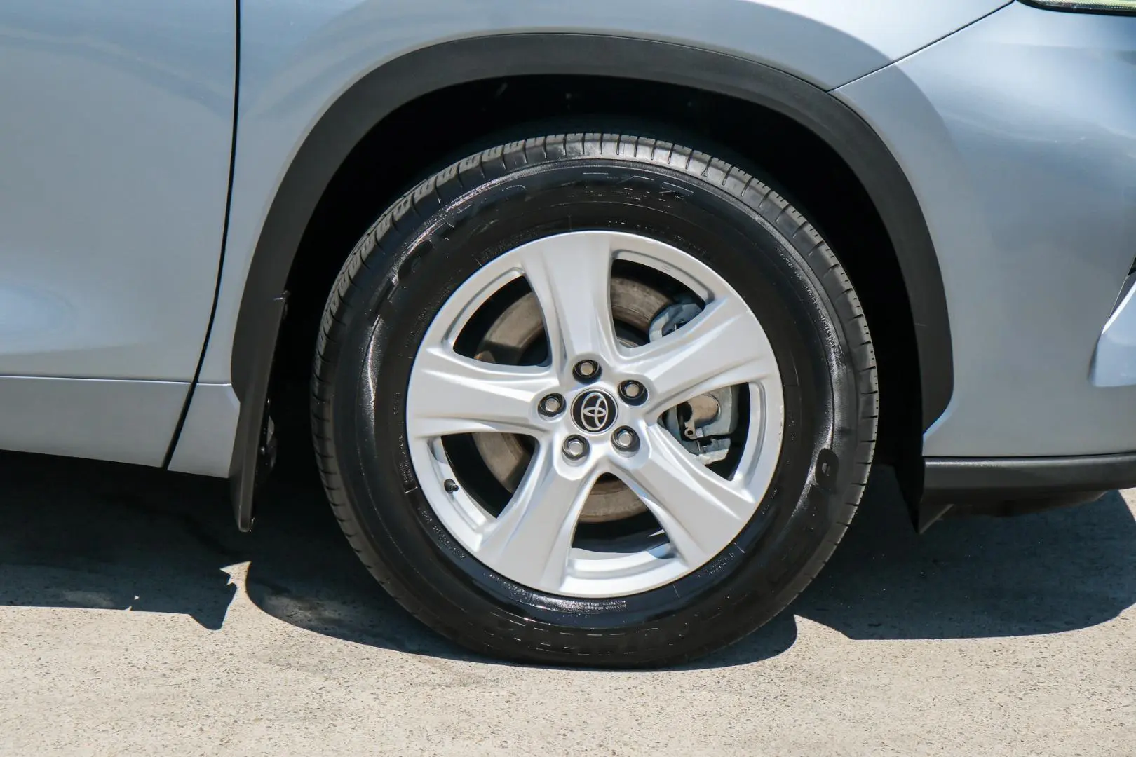 2023 Toyota Kluger Gallery Image 21