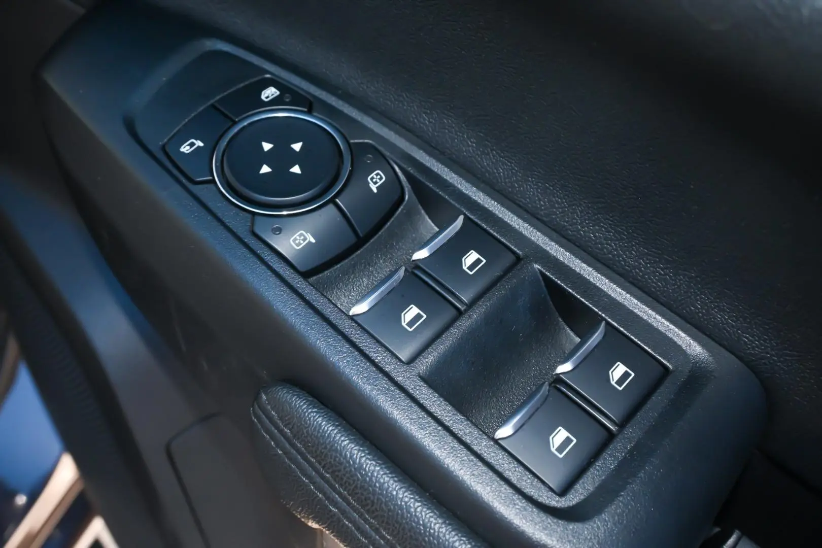 2024 Ford Everest Gallery Image 10