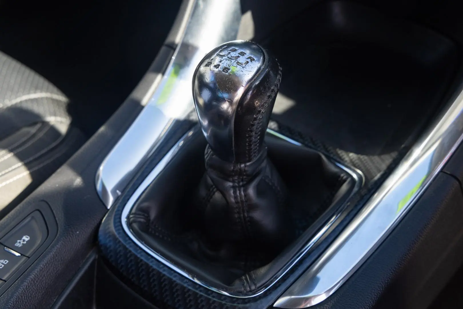 2013 Holden Commodore Gallery Image 10