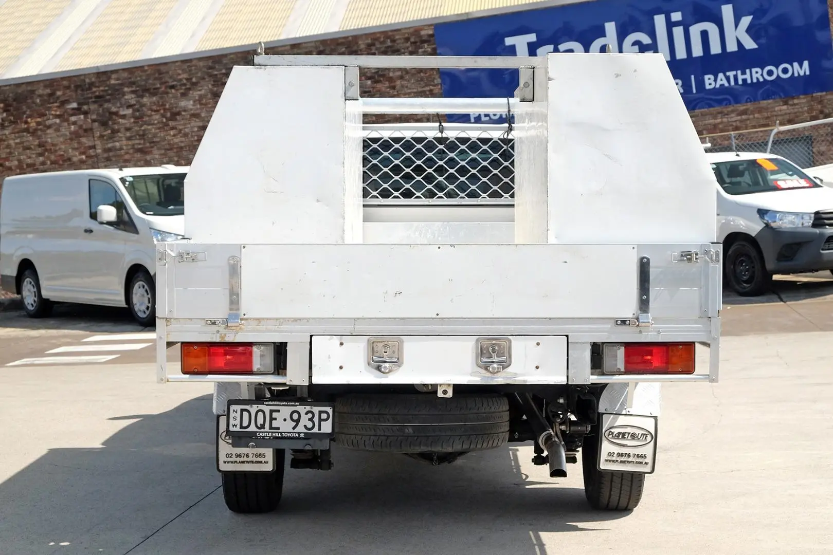 2017 Toyota Hilux Image 5