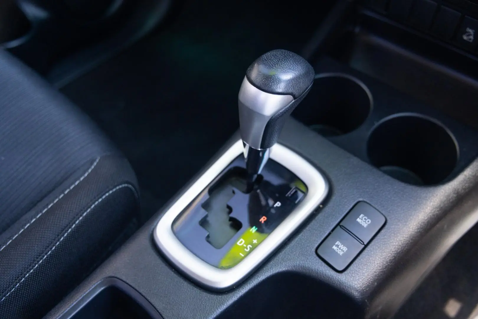 2020 Toyota Hilux Gallery Image 10