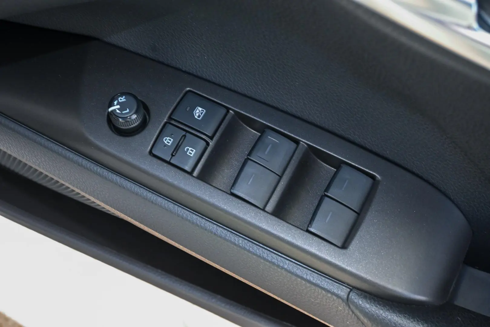 2024 Toyota Camry Gallery Image 10