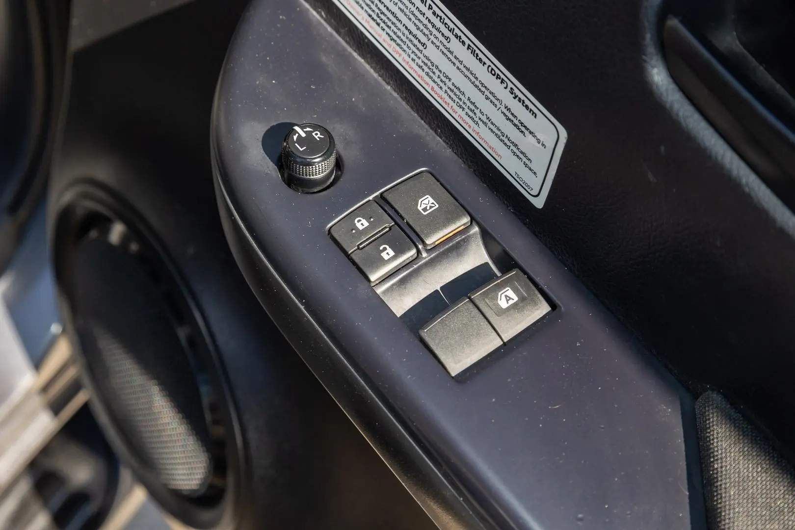 2022 Toyota Hilux Gallery Image 15