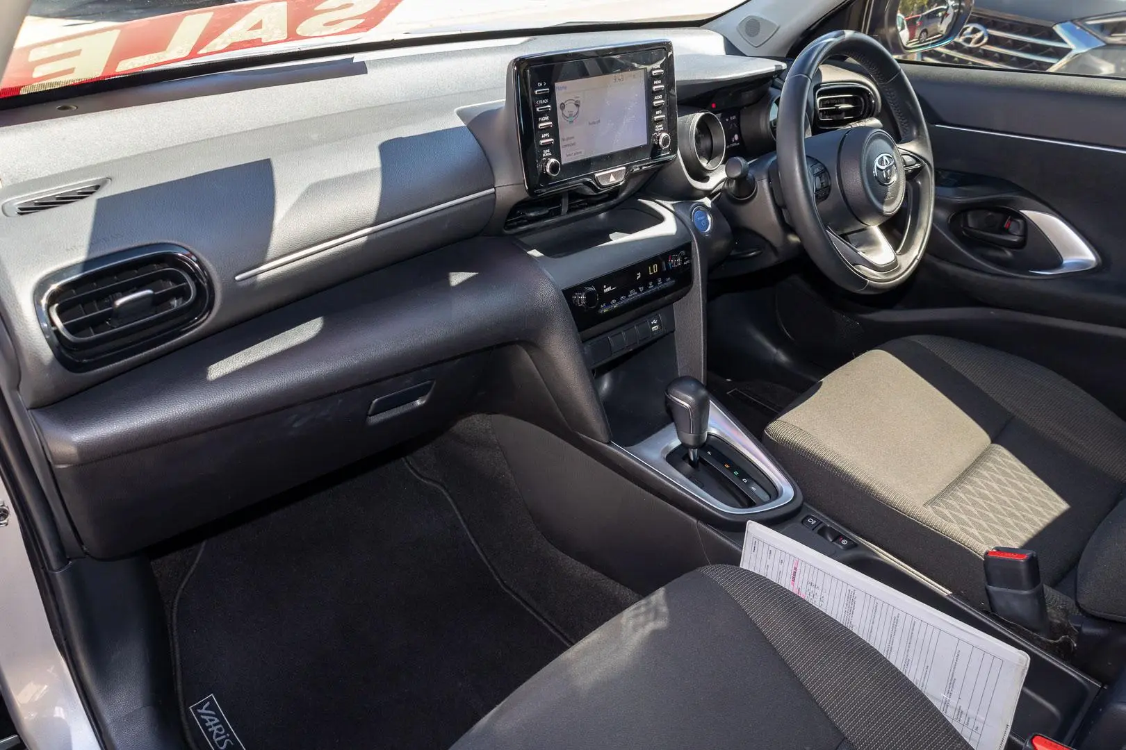 2022 Toyota Yaris Cross Gallery Image 8