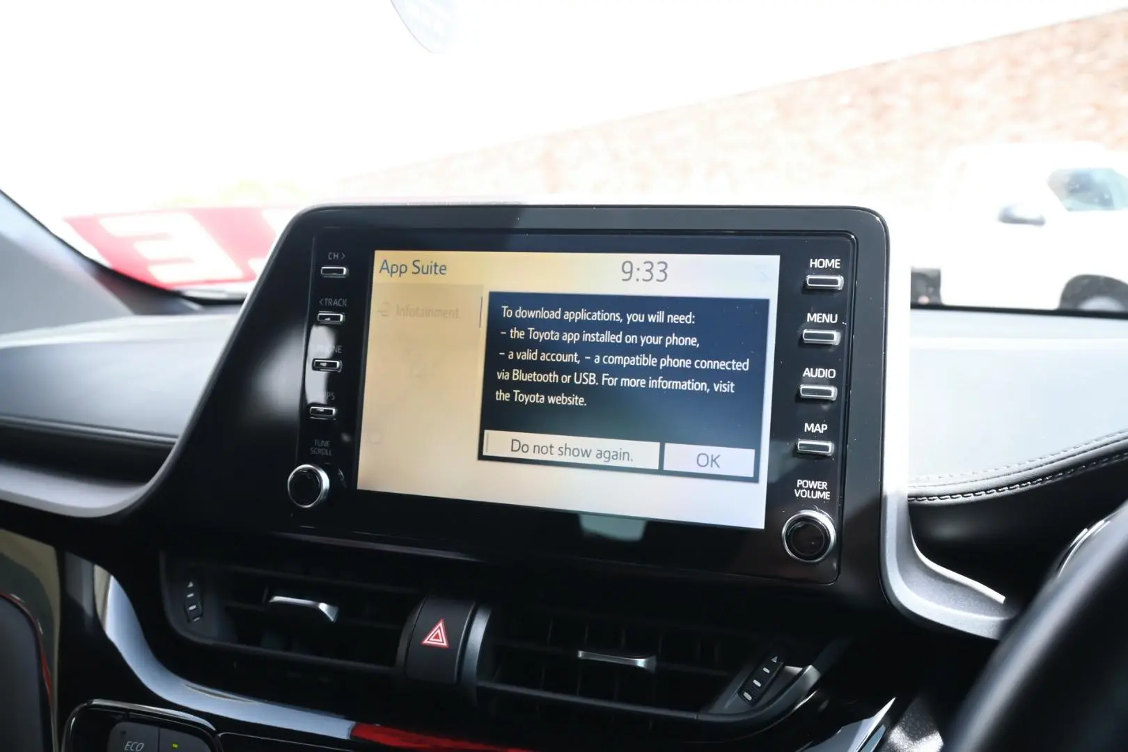 2020 Toyota C-HR Gallery Image 19