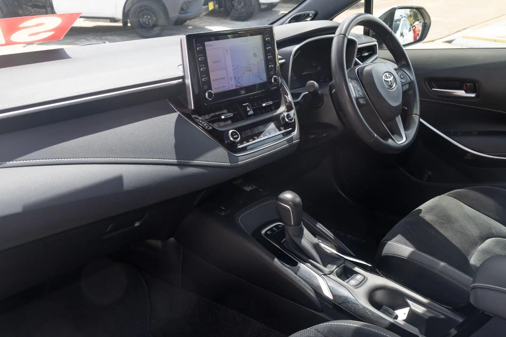2019 Toyota Corolla Gallery Image 8