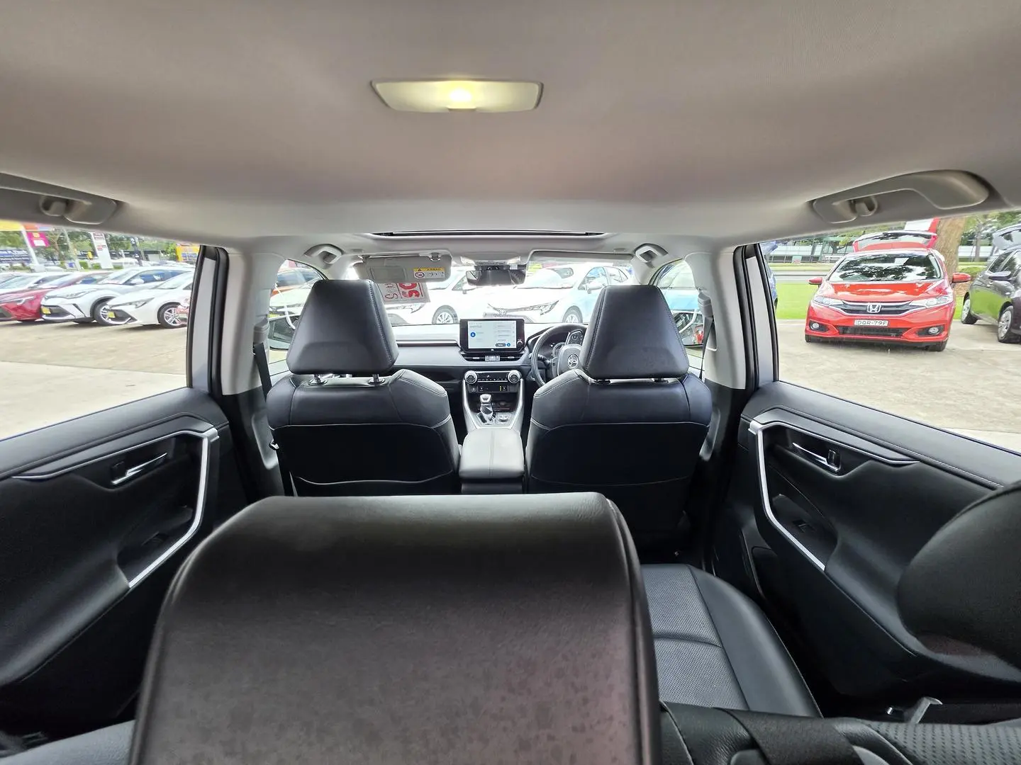 2023 Toyota RAV4 Gallery Image 12