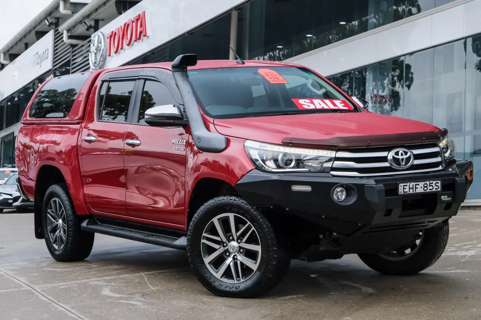 2018 Toyota Hilux Gallery Image 1