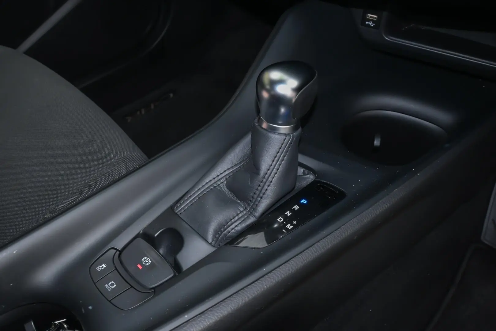 2023 Toyota C-HR Gallery Image 14