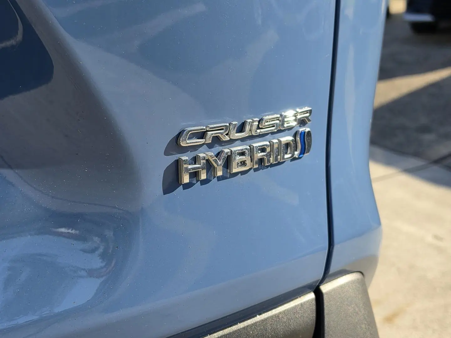 2024 Toyota RAV4 Gallery Image 8