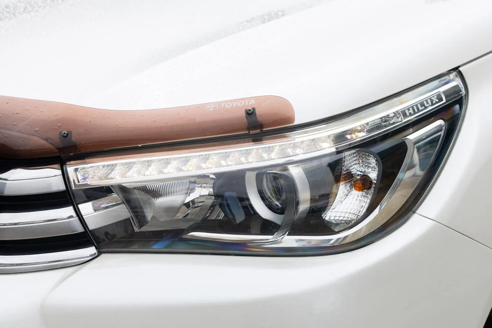 2016 Toyota Hilux Gallery Image 17