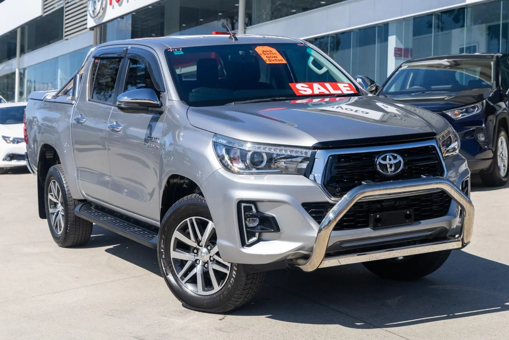 2018 Toyota Hilux Gallery Image 1