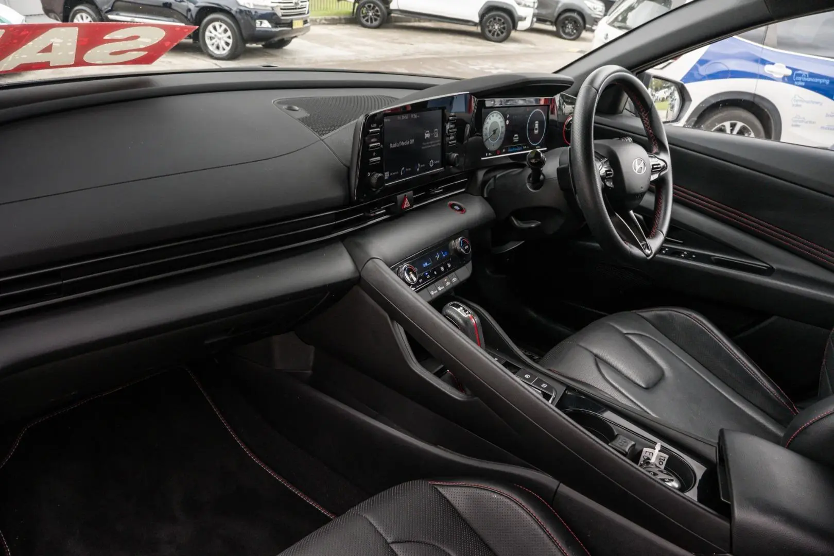 2024 Hyundai i30 Gallery Image 8