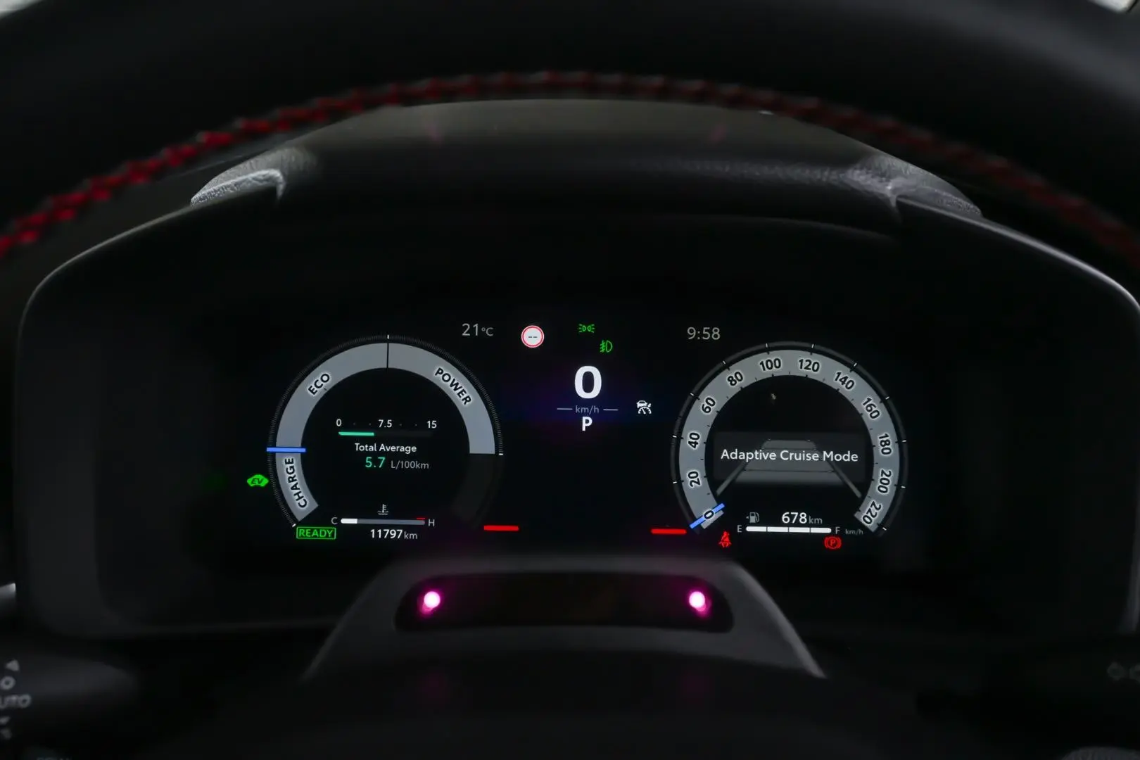 2025 Toyota C-HR Gallery Image 22