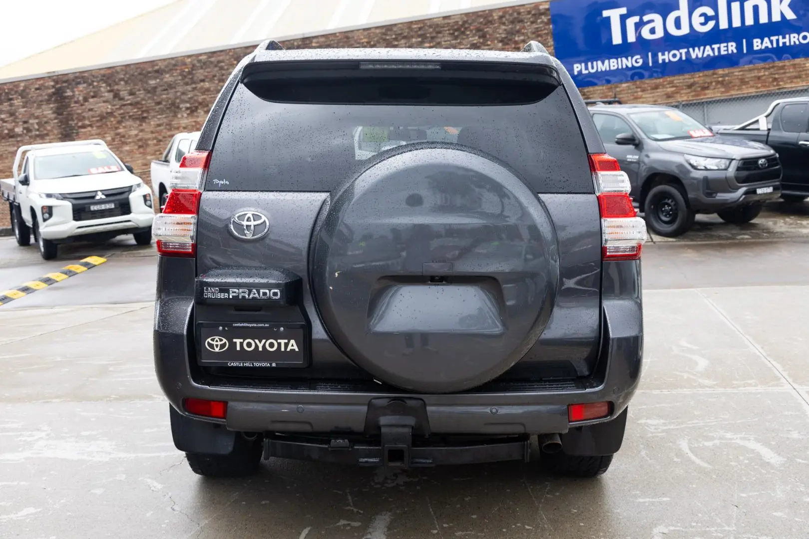 2017 Toyota Landcruiser Prado Gallery Image 5