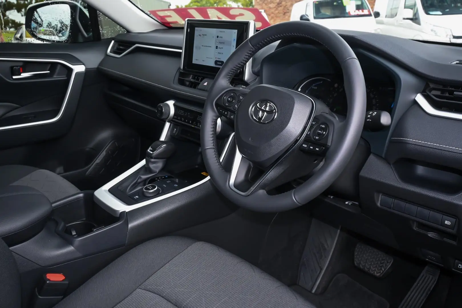 2024 Toyota RAV4 Gallery Image 7