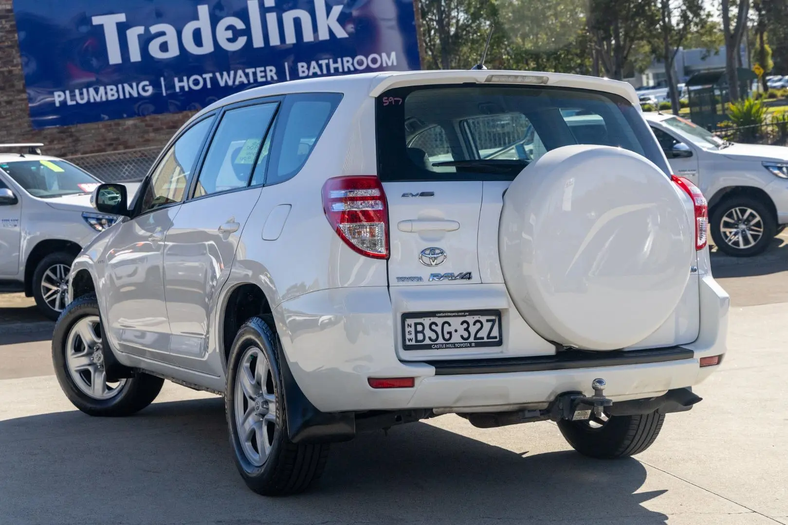 2010 Toyota RAV4 Gallery Image 2