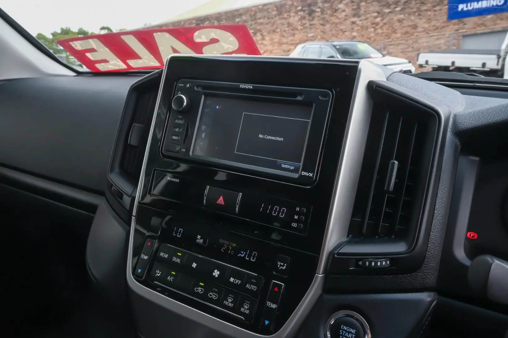 2016 Toyota Landcruiser Gallery Image 19