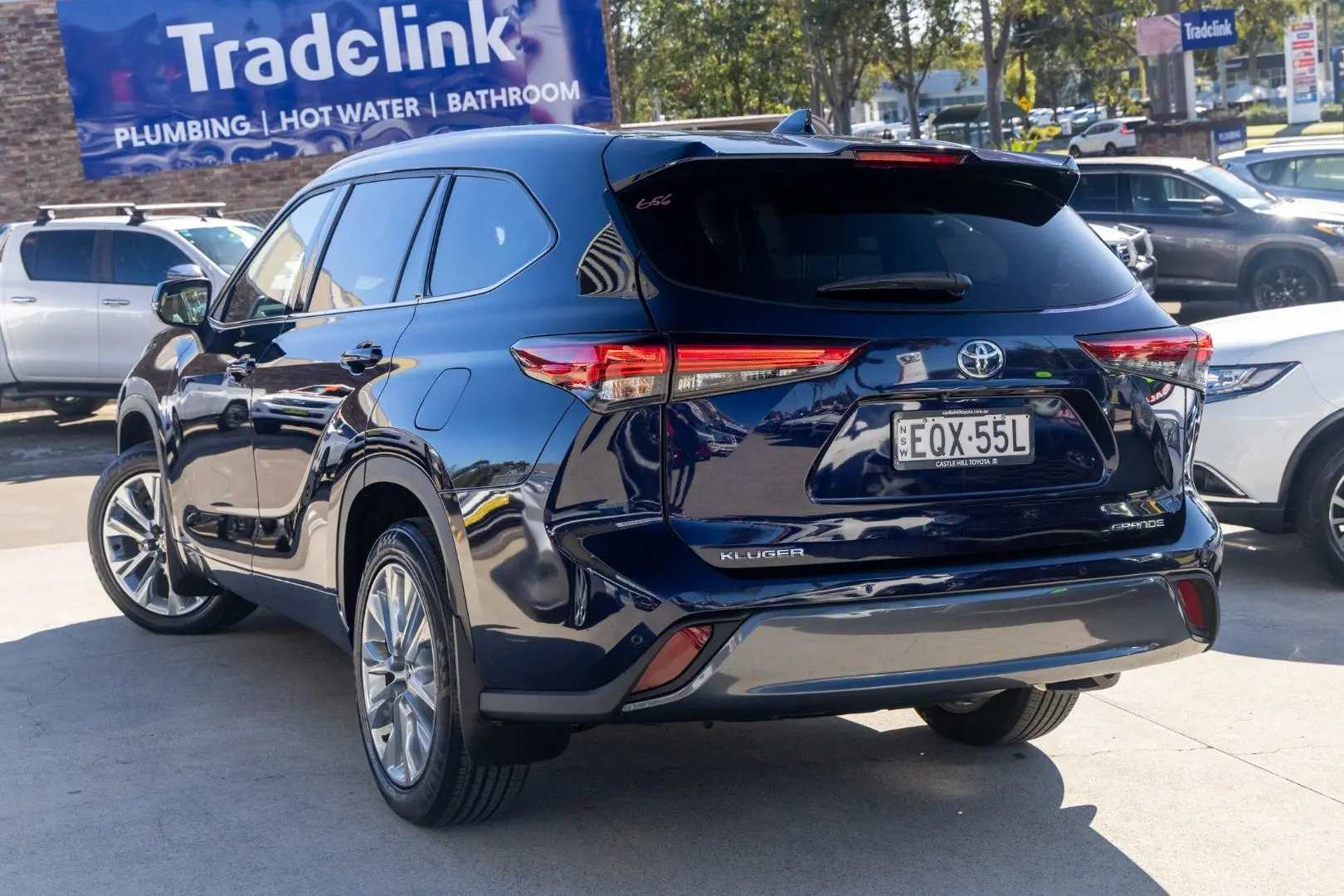 2021 Toyota Kluger Gallery Image 2