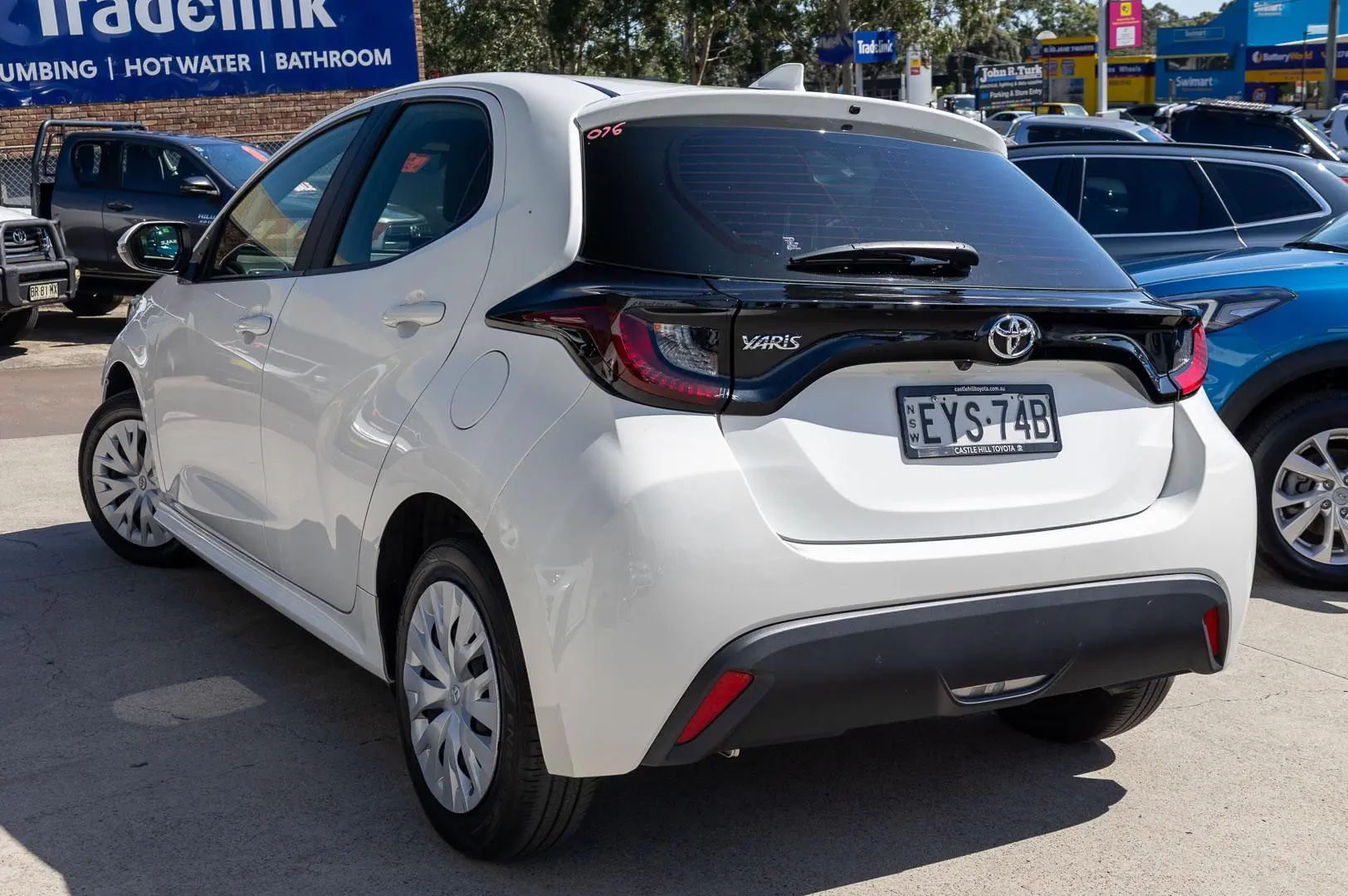 2025 Toyota Yaris Gallery Image 2