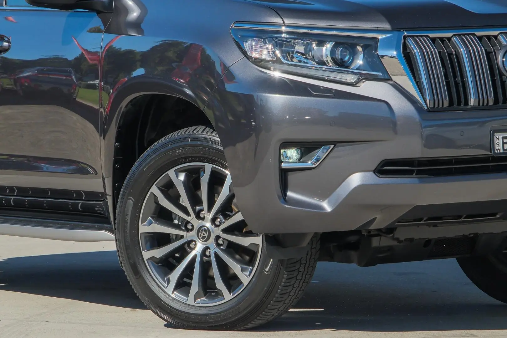 2022 Toyota Landcruiser Prado Gallery Image 6