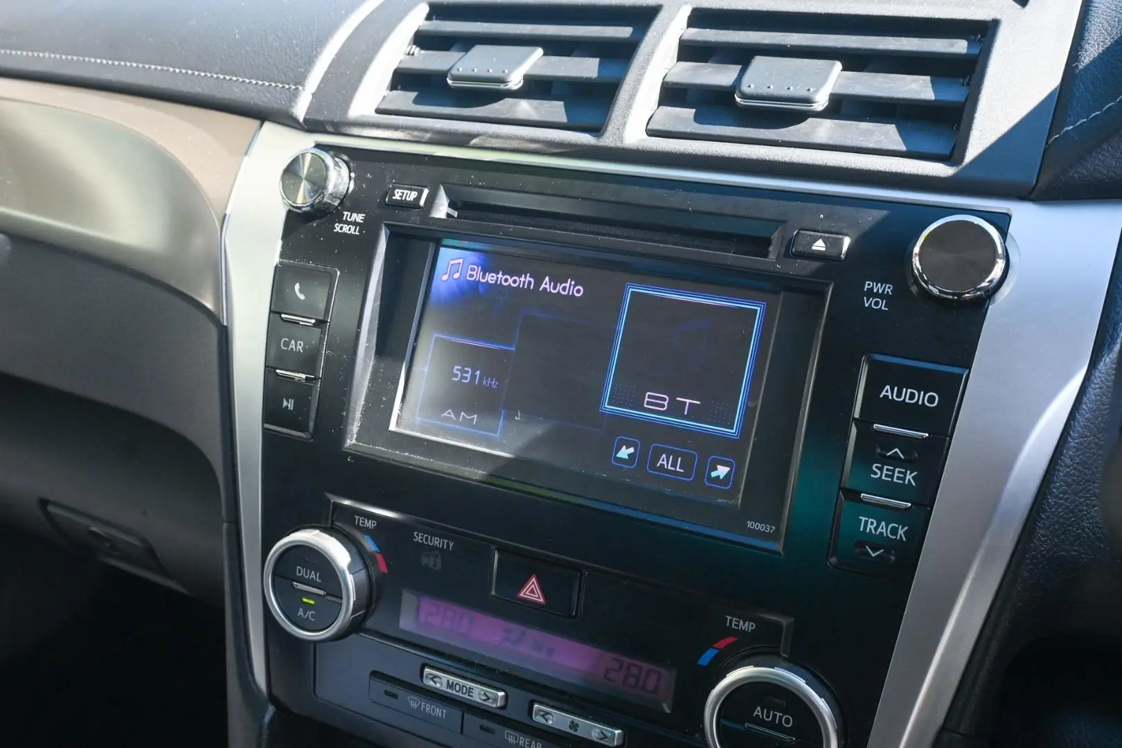 2014 Toyota Aurion Gallery Image 16