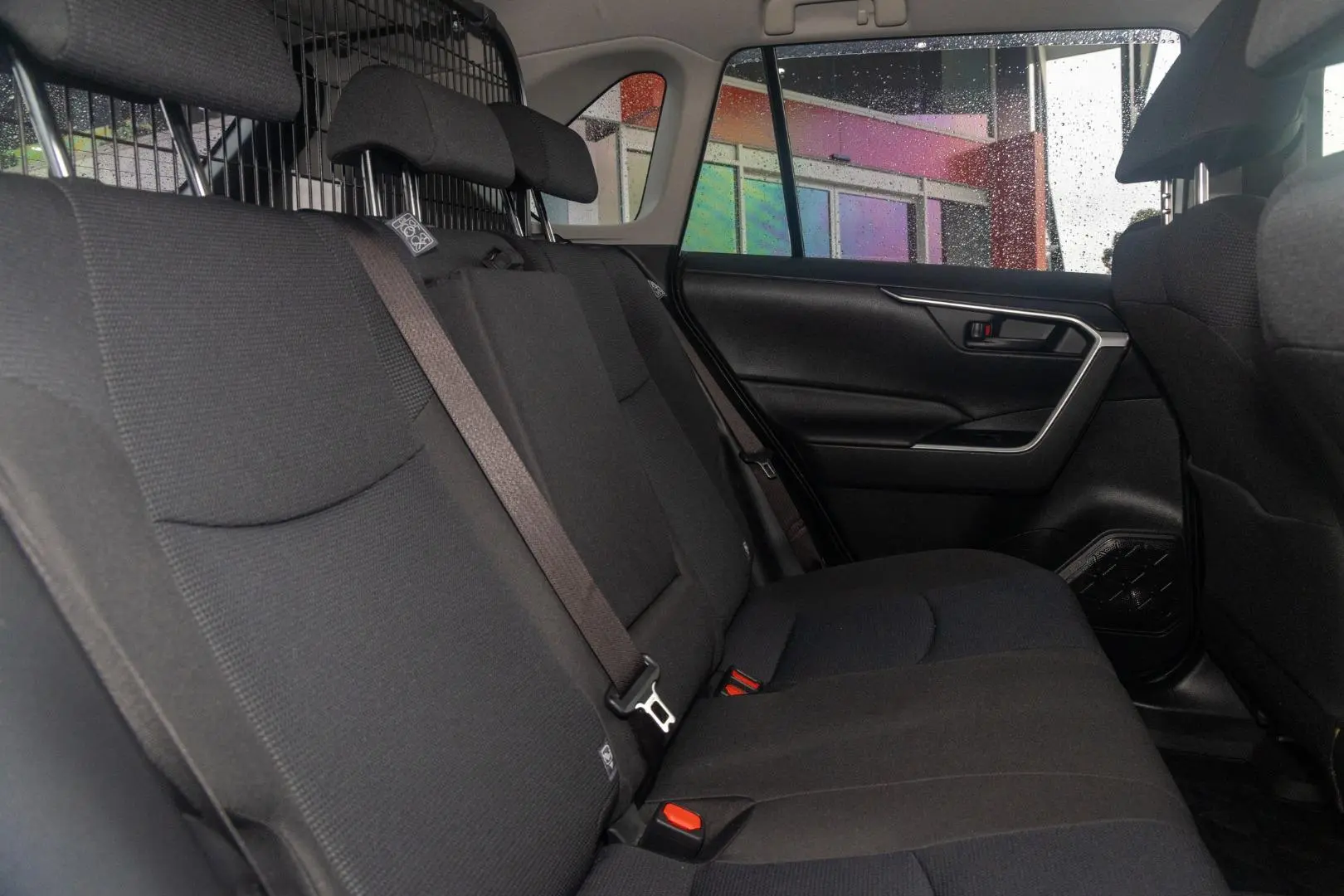 2020 Toyota RAV4 Gallery Image 9