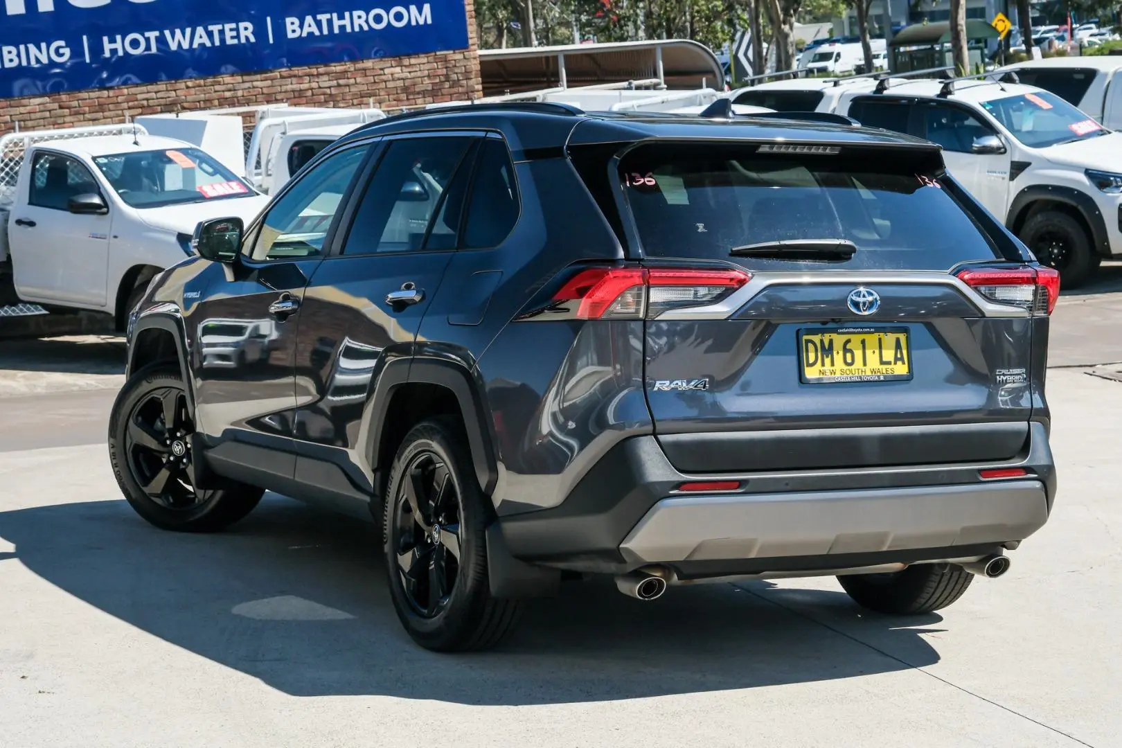 2020 Toyota Rav4 Gallery Image 2