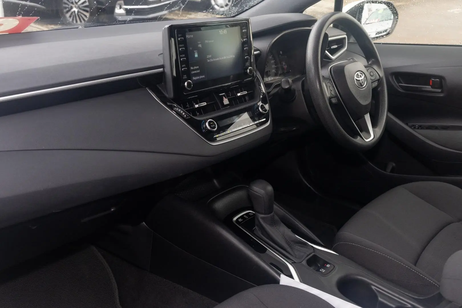2019 Toyota Corolla Gallery Image 8