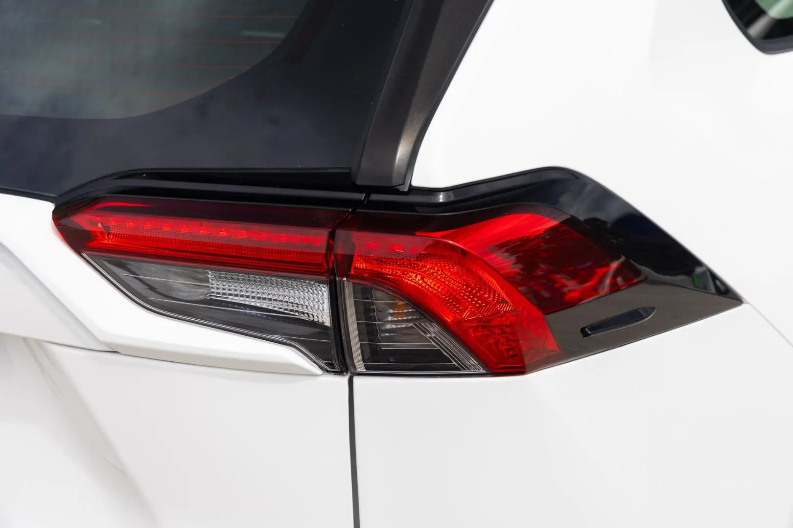 2022 Toyota RAV4 Gallery Image 19