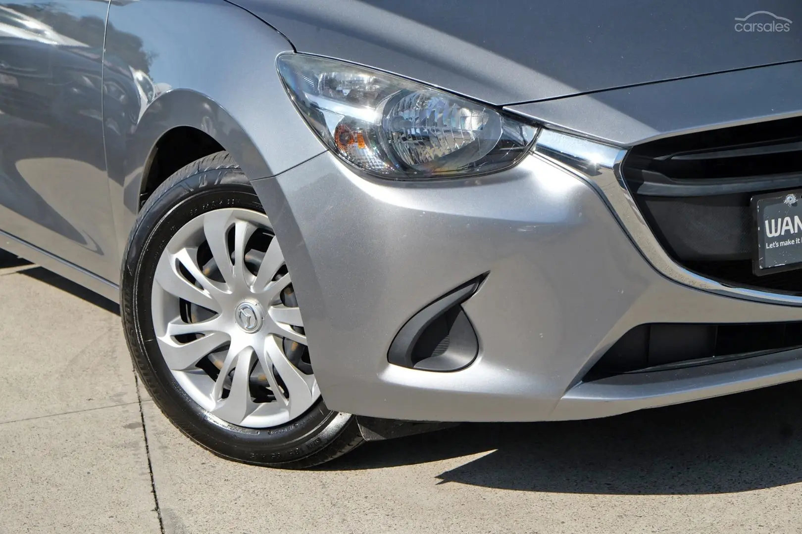 2016 Mazda 2 Image 5